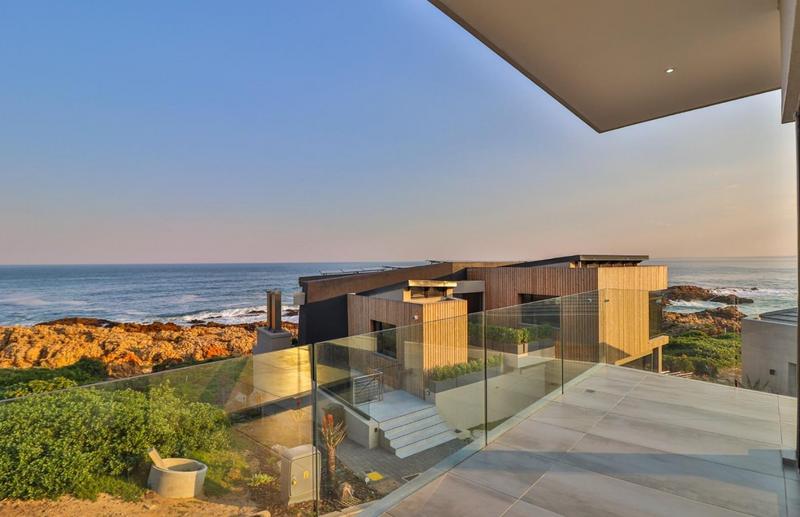 4 Bedroom Property for Sale in Pinnacle Point Golf Estate Western Cape